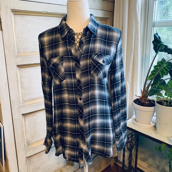 Romeo & Juliet Couture Tops - Romeo & Juliet Couture Plaid Shirt NWT